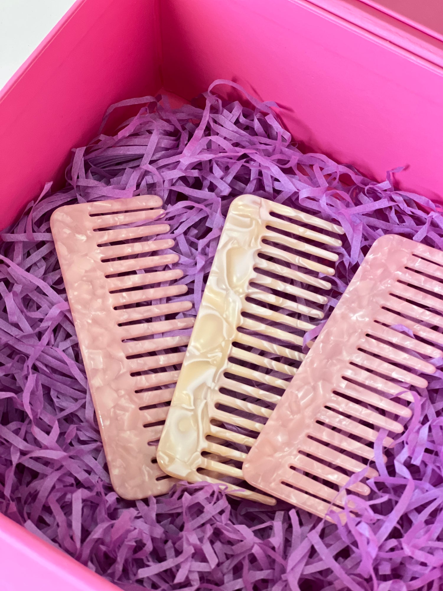 Portable Pretty Comb