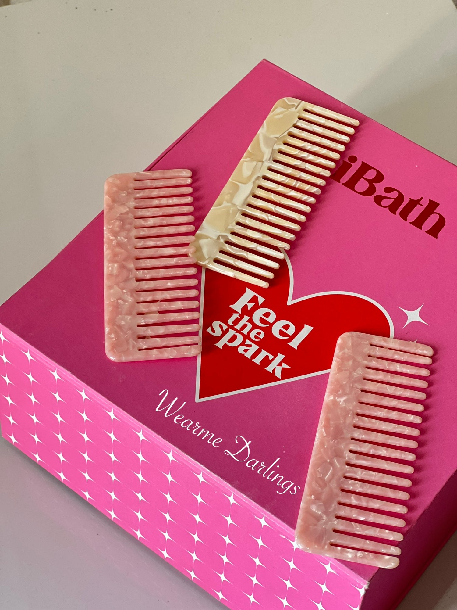 Portable Pretty Comb