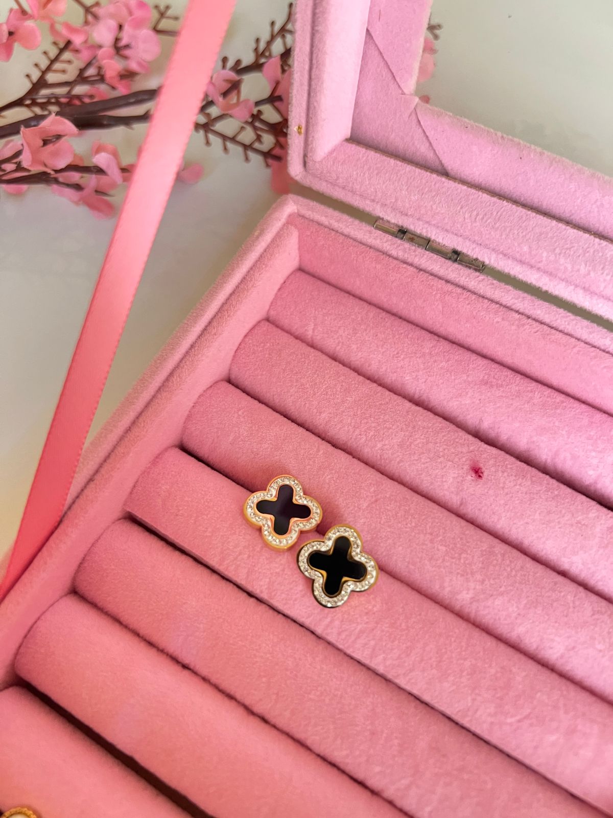 Black lux  Clovie Studs